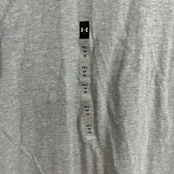 UNDER ARMOUR • Grey Crew Neck T-shirt • size M •’ - Picture 4 of 6